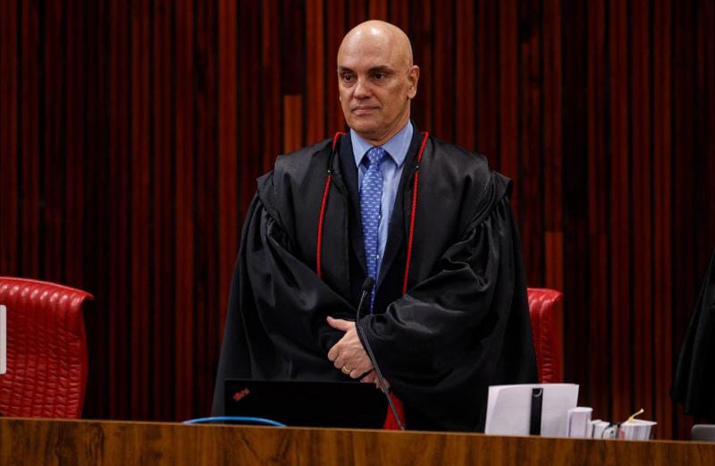 Alexandre de Moraes e a destruição da própria biografia